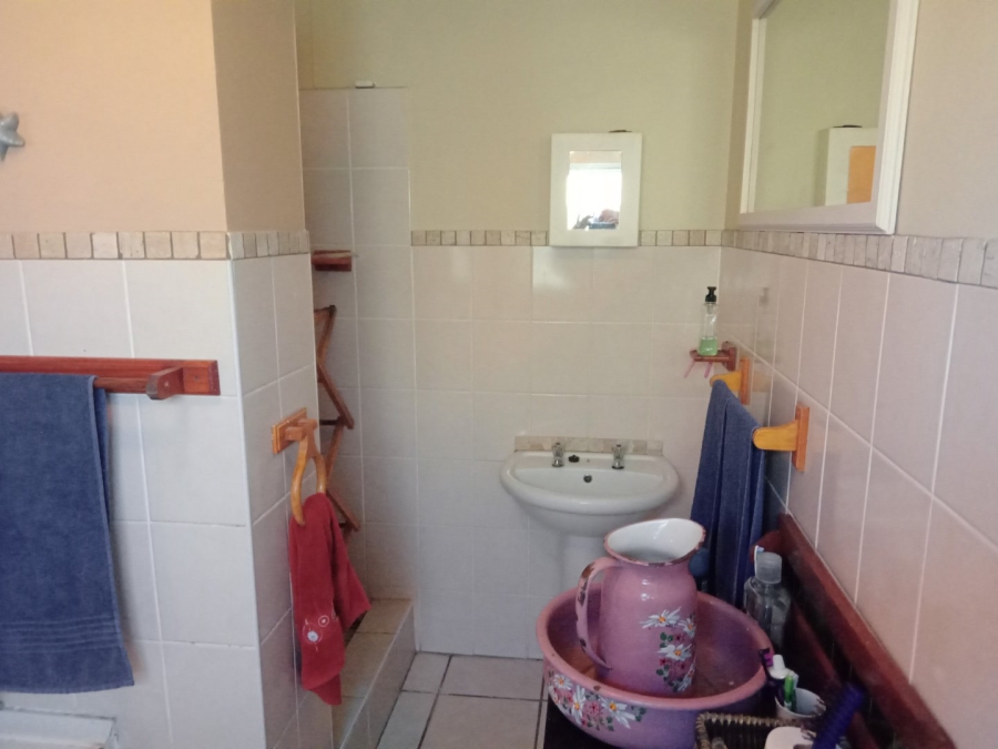 4 Bedroom Property for Sale in Noorsekloof Eastern Cape
